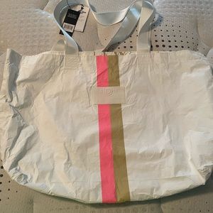 Big Aloha Bag and matching mini zip clutch